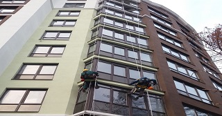 Установка крыши на балкон Ростов цена от 1048 руб. м/2.